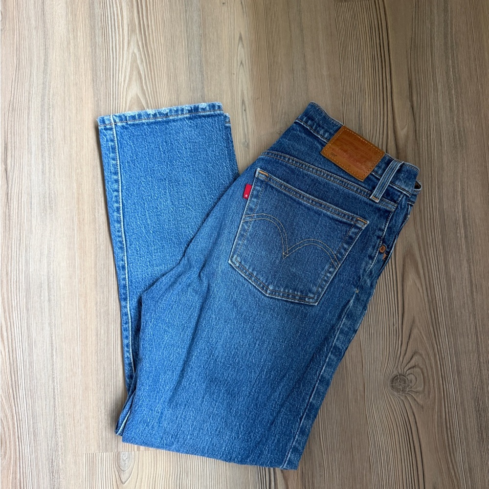 Levi's 501 Ankle Jeans